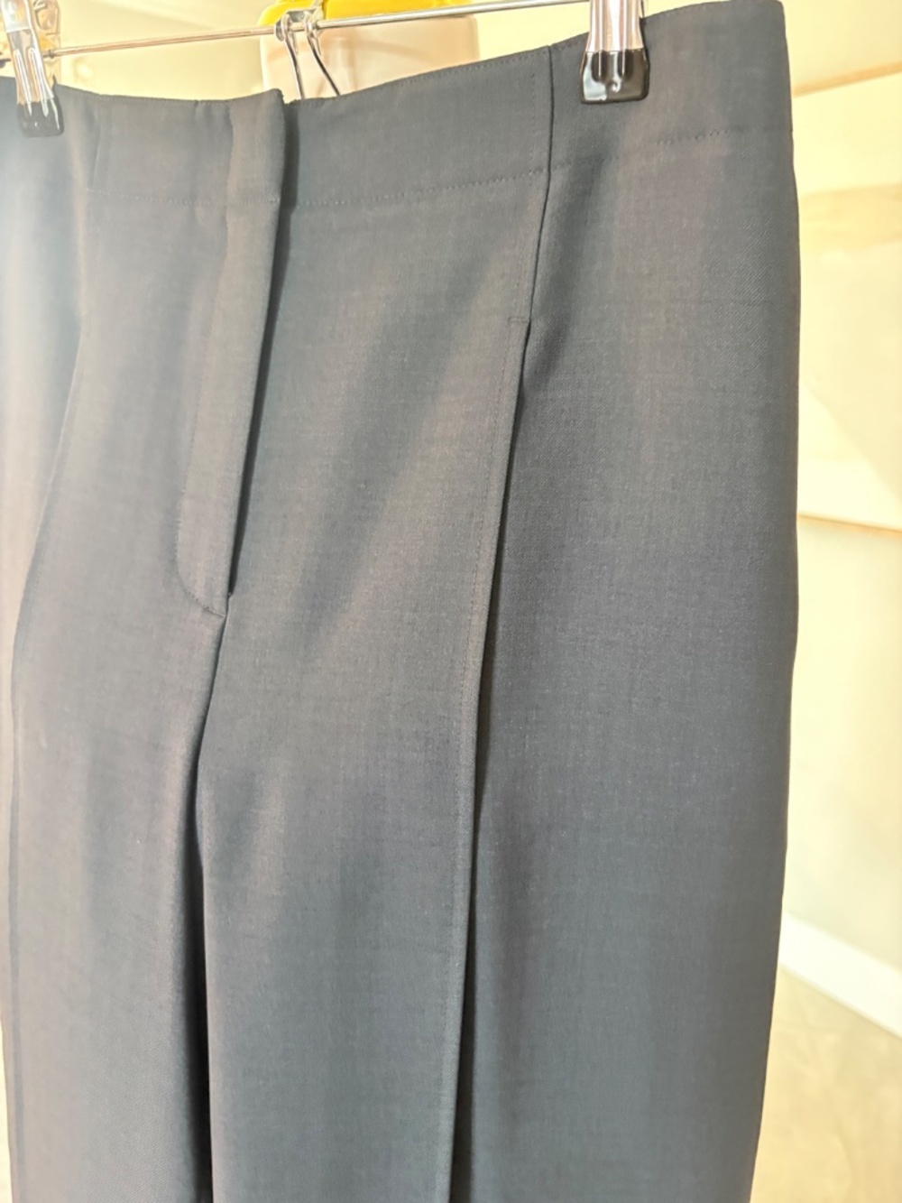 NWT Deep Pleated Nocturne Navy City Twill Pants - Picture 2 of 5